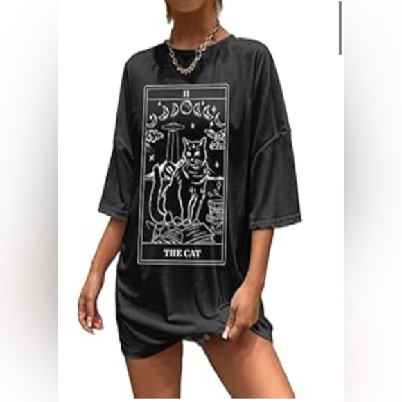 Tops - Oversized Black Cat Tarot T-Shirt